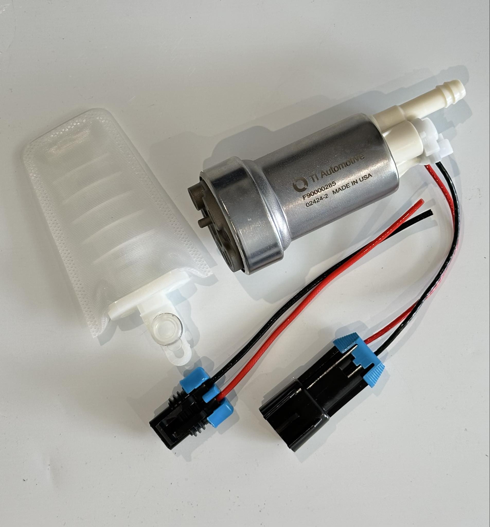 Walbro TI Automotive 525LPH EFI Fuel Pump Kit